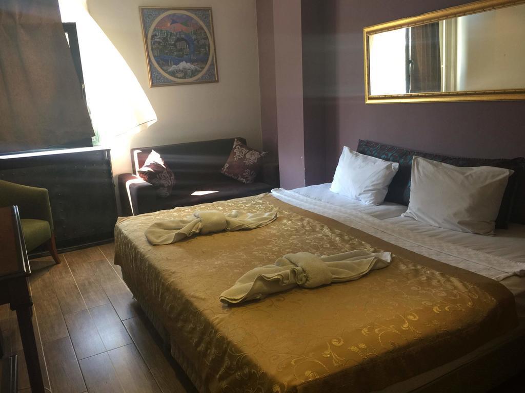 Esra Sultan Petrol Hotel Istambul Quarto foto