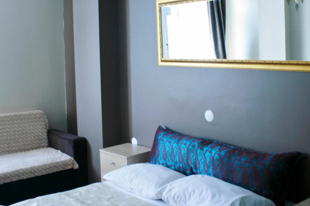 Esra Sultan Petrol Hotel Istambul Quarto foto