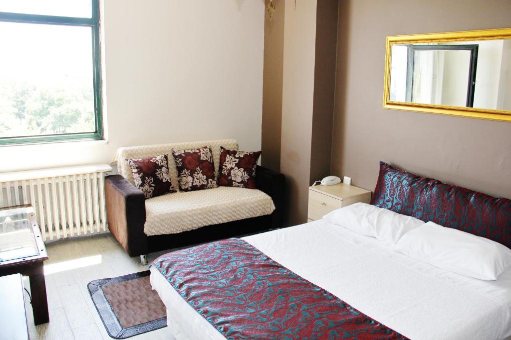 Esra Sultan Petrol Hotel Istambul Quarto foto