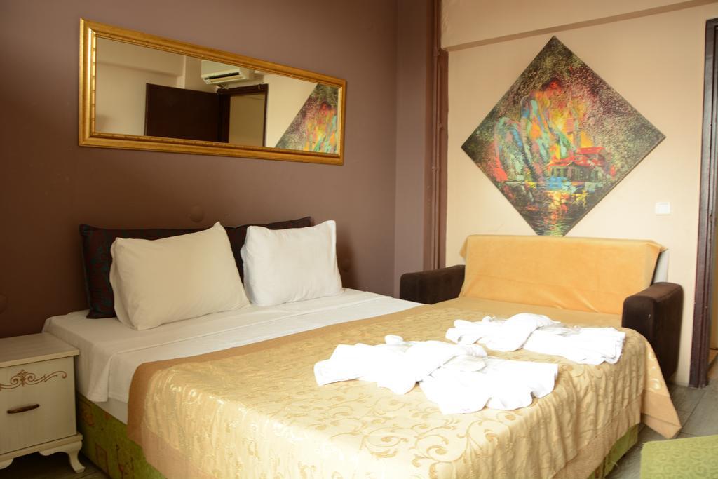 Esra Sultan Petrol Hotel Istambul Exterior foto
