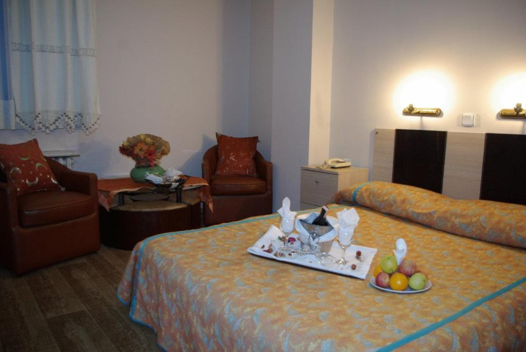 Esra Sultan Petrol Hotel Istambul Quarto foto